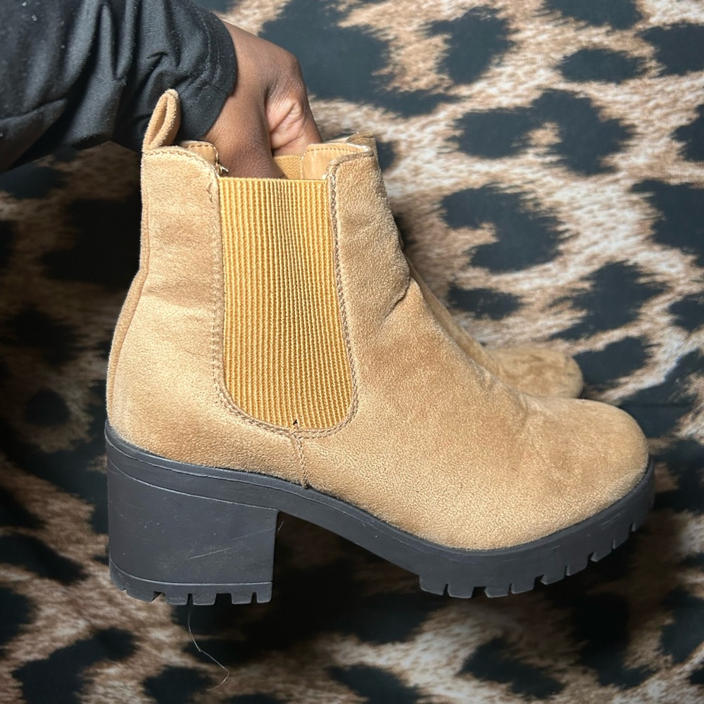 Women's Tan Ankle Boots